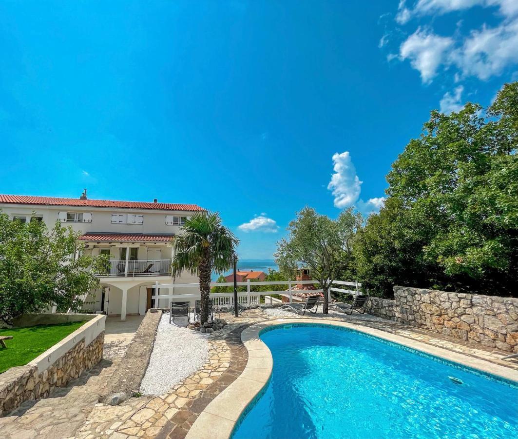 Apartments Villa Klaudia - Adults Only Crikvenica Eksteriør billede