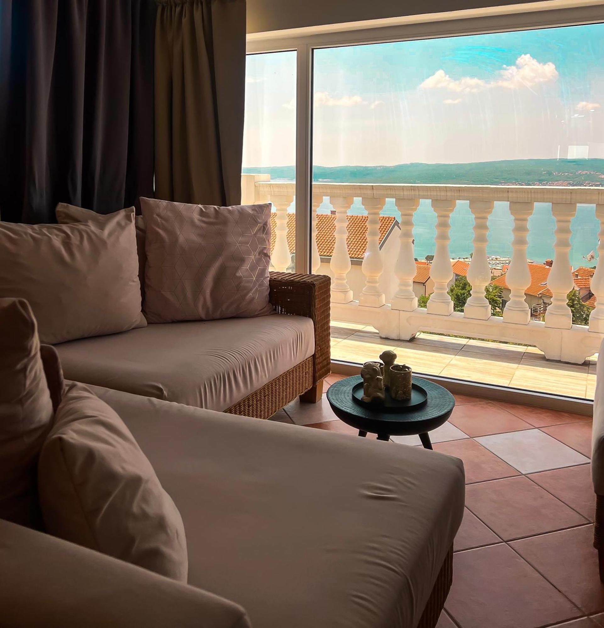 Apartments Villa Klaudia - Adults Only Crikvenica Eksteriør billede