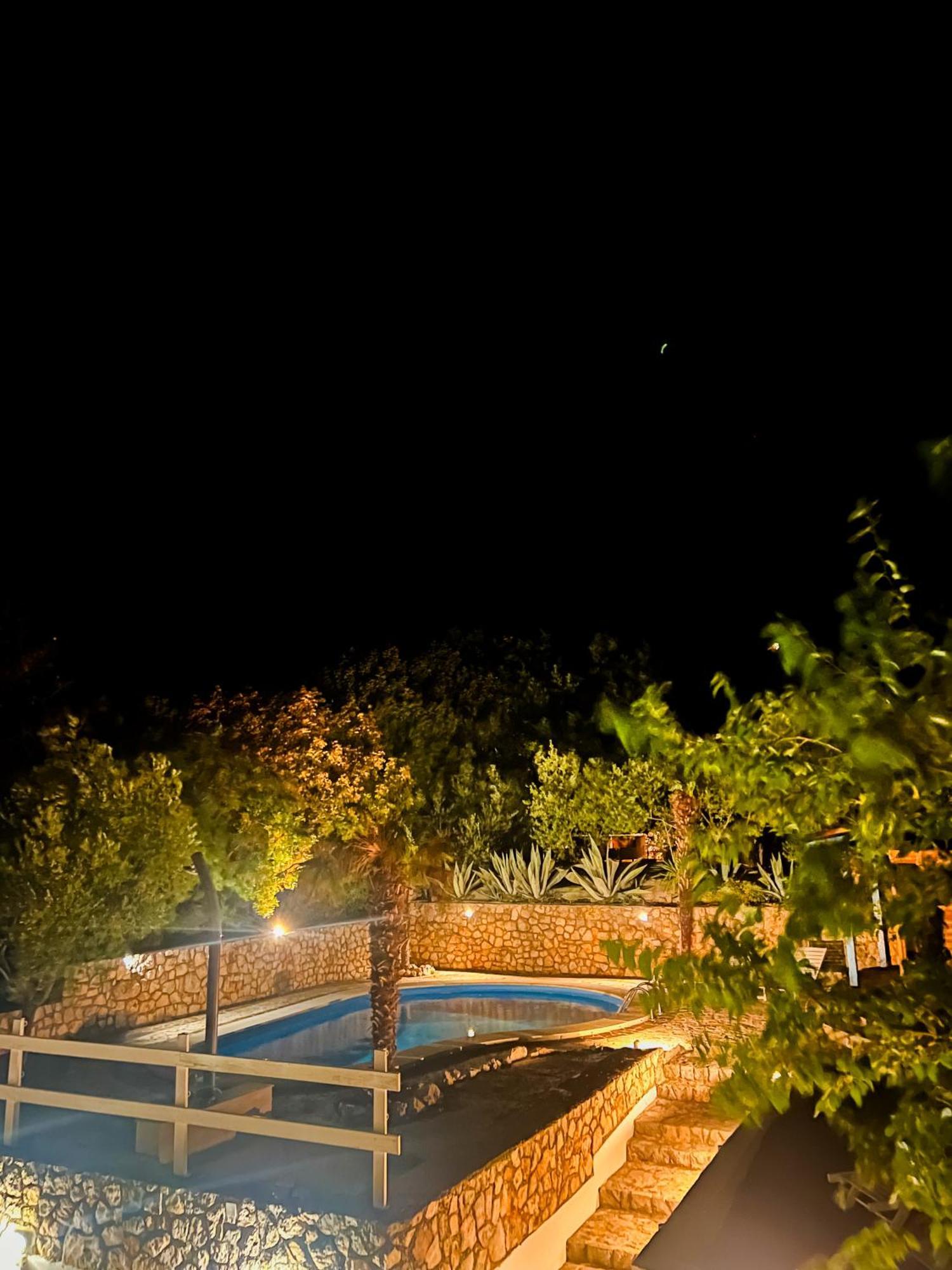 Apartments Villa Klaudia - Adults Only Crikvenica Eksteriør billede